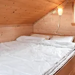 펜션 2 Bedroom Cozy In Hauglandshella