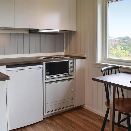 Сasa de vacaciones Awesome In Hauglandshella With Kitchen *