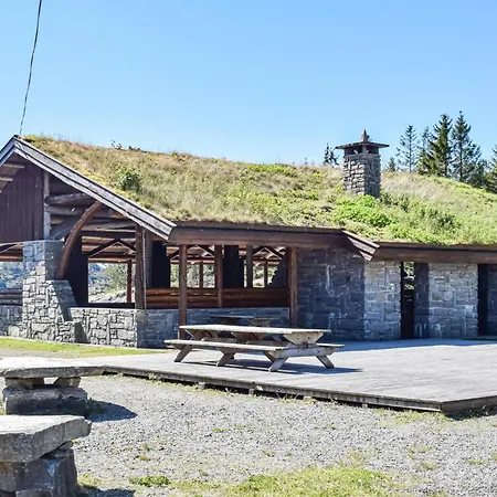 بيت للعطل Lovely In Hauglandshella With Wifi Kolavag