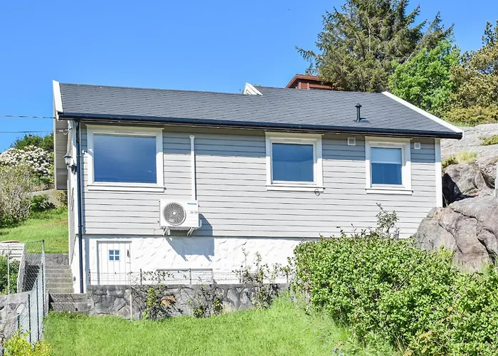 2 Bedroom Cozy In Hauglandshella
